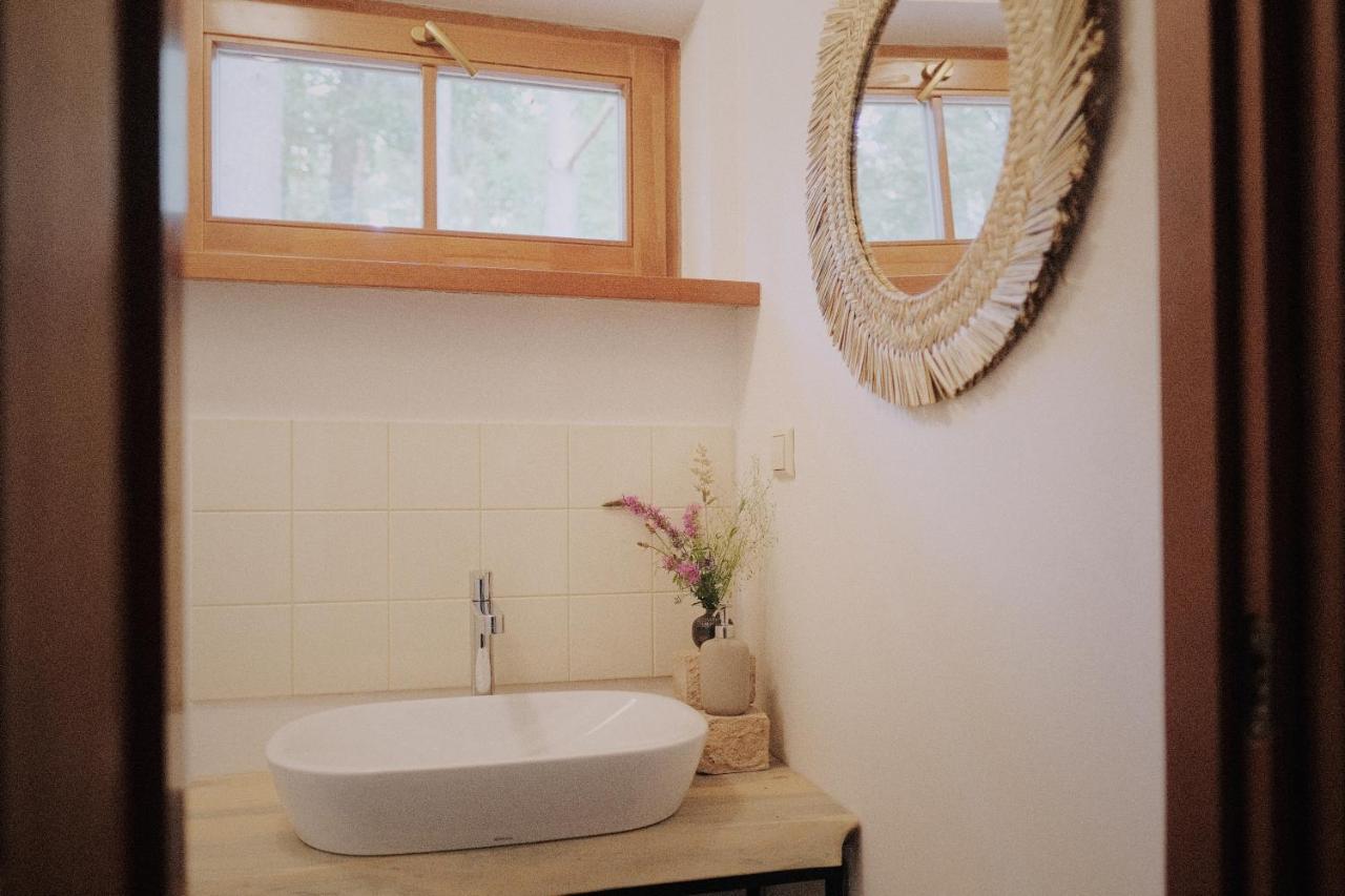 Vaide Secluded Holiday Home With Sauna In National Park By The Sea מראה חיצוני תמונה